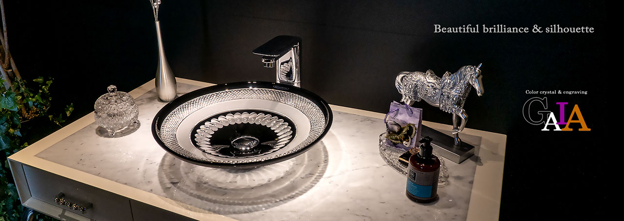 SLAVIA CRYSTAL　Dilos　GAIA  BLACK（スラヴィアクリスタル）ディロス　ガイア　ブラックカラー洗面ボウル　｜洗面器｜手洗器｜手洗いボウル｜おしゃれ｜豪華｜美しい｜ガラス｜ボウル｜最高級｜クリスタル｜