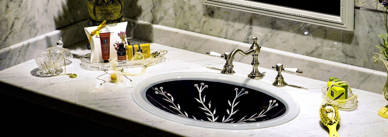 スラヴィアクリスタル：リタ洗面ボウル：洗面器：手洗い器：手洗いボウル：最高級：美しい：おしゃれ：豪華：