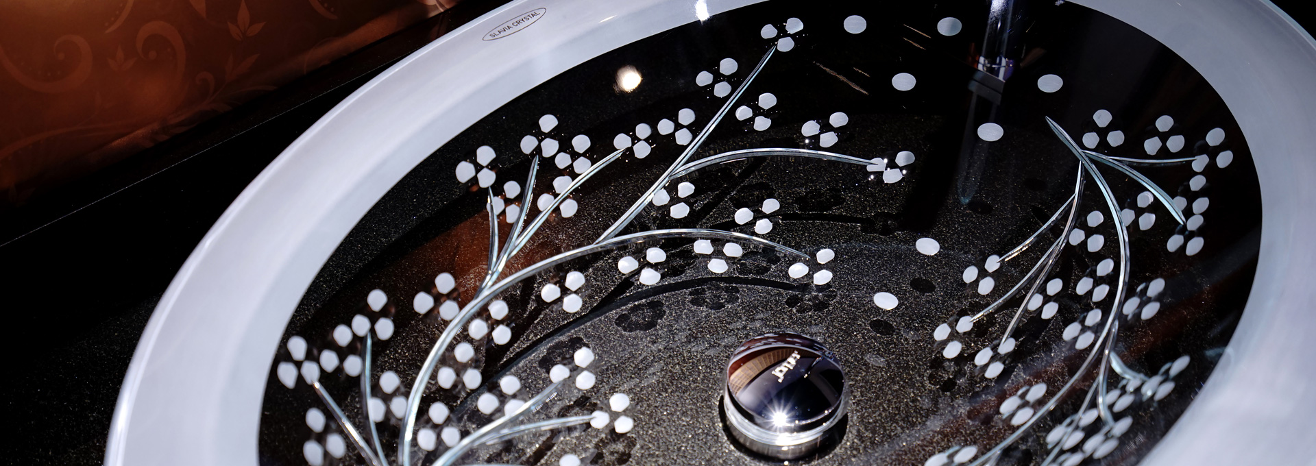 スラヴィアクリスタル：サクラ洗面ボウル：洗面器：手洗い器：手洗いボウル：最高級：美しい：おしゃれ：豪華：