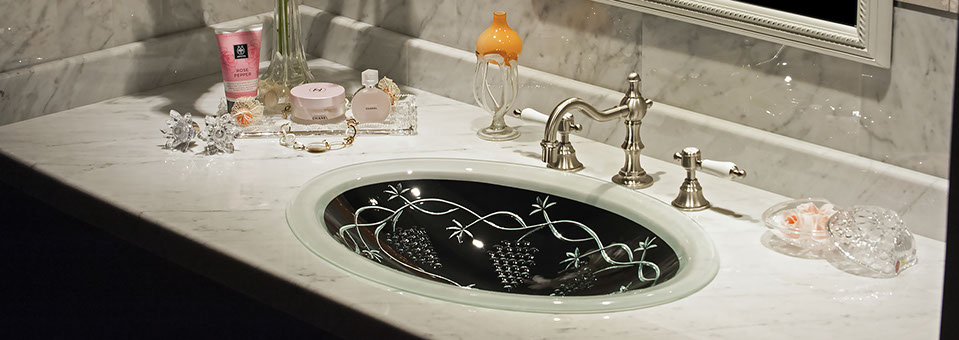 スラヴィアクリスタル：ヴィネア洗面ボウル：洗面器：手洗い器：手洗いボウル：最高級：美しい：おしゃれ：豪華：