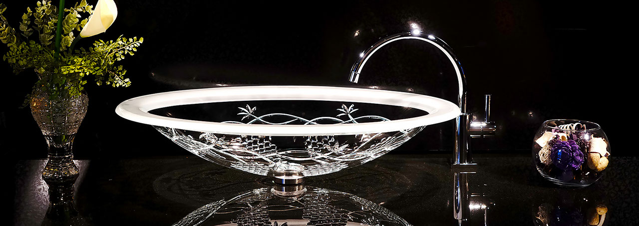 スラヴィアクリスタル：ヴィネア洗面ボウル：洗面器：手洗い器：手洗いボウル：最高級：美しい：おしゃれ：豪華：