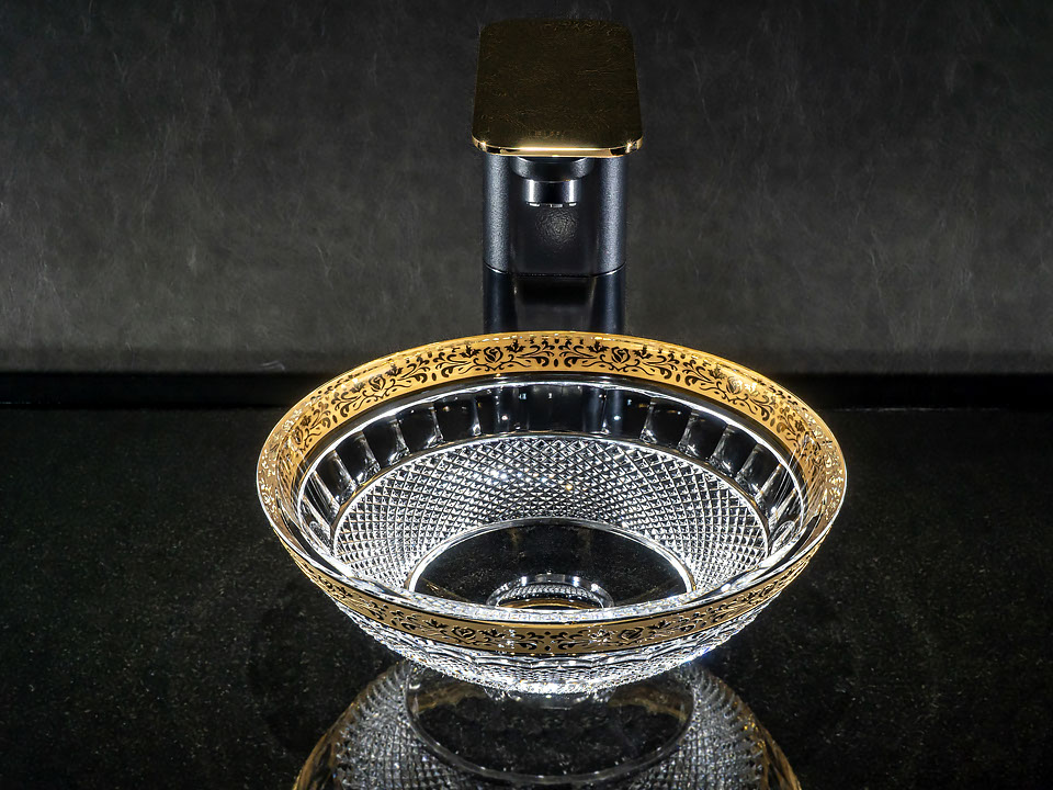 スラヴィアクリスタル　ミミ　エンパイアーゴールドクリスタル洗面ボウル　｜クリスタル｜ガラス｜手洗器｜手洗いボウル｜洗面器｜小型｜コンパクト｜トイレ｜玄関｜スペース｜デザイン｜おしゃれ｜豪華｜美しい｜スラビアクリスタル｜小さめ｜