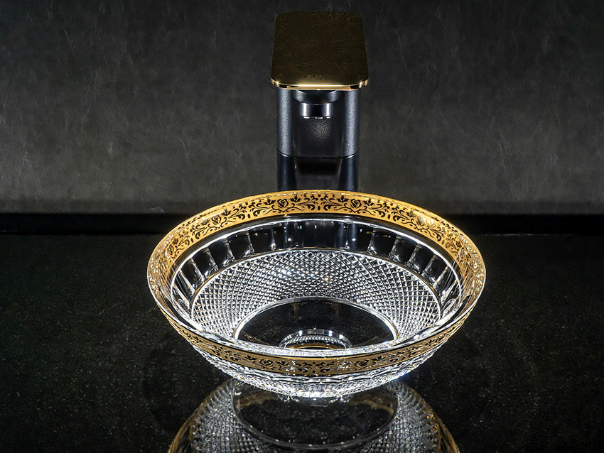 スラヴィアクリスタル　ミミ　エンパイアーゴールドクリスタル洗面ボウル　｜クリスタル｜ガラス｜手洗器｜手洗いボウル｜洗面器｜小型｜コンパクト｜トイレ｜玄関｜スペース｜デザイン｜おしゃれ｜豪華｜美しい｜スラビアクリスタル｜小さめ｜