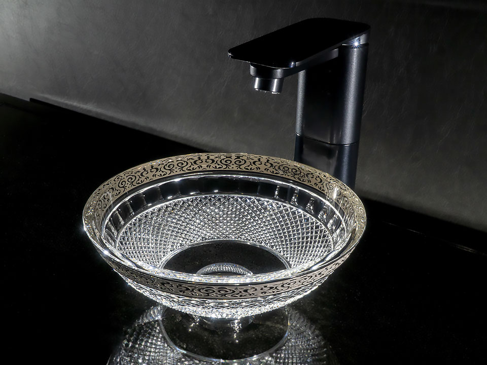 スラヴィアクリスタル　ミミ　エンパイアープラチナクリスタル洗面ボウル　｜クリスタル｜ガラス｜手洗器｜手洗いボウル｜洗面器｜小型｜コンパクト｜トイレ｜玄関｜スペース｜デザイン｜おしゃれ｜豪華｜美しい｜スラビアクリスタル｜小さめ｜