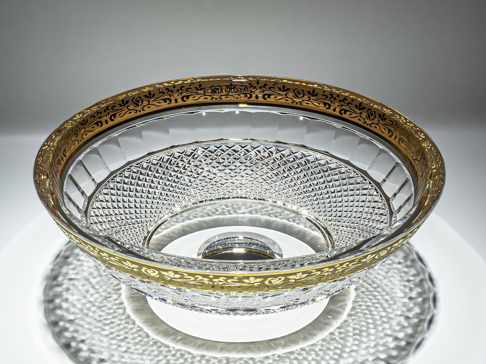 スラヴィアクリスタル　ミミ　エンパイアーゴールドクリスタル洗面ボウル　｜クリスタル｜ガラス｜手洗器｜手洗いボウル｜洗面器｜小型｜コンパクト｜トイレ｜玄関｜スペース｜デザイン｜おしゃれ｜豪華｜美しい｜スラビアクリスタル｜小さめ｜