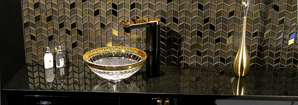 スラヴィアクリスタル　ミミ　エンパイアークリスタル洗面ボウル　｜クリスタル｜ガラス｜手洗器｜手洗いボウル｜洗面器｜小型｜コンパクト｜トイレ｜玄関｜スペース｜デザイン｜おしゃれ｜豪華｜美しい｜スラビアクリスタル｜小さめ｜