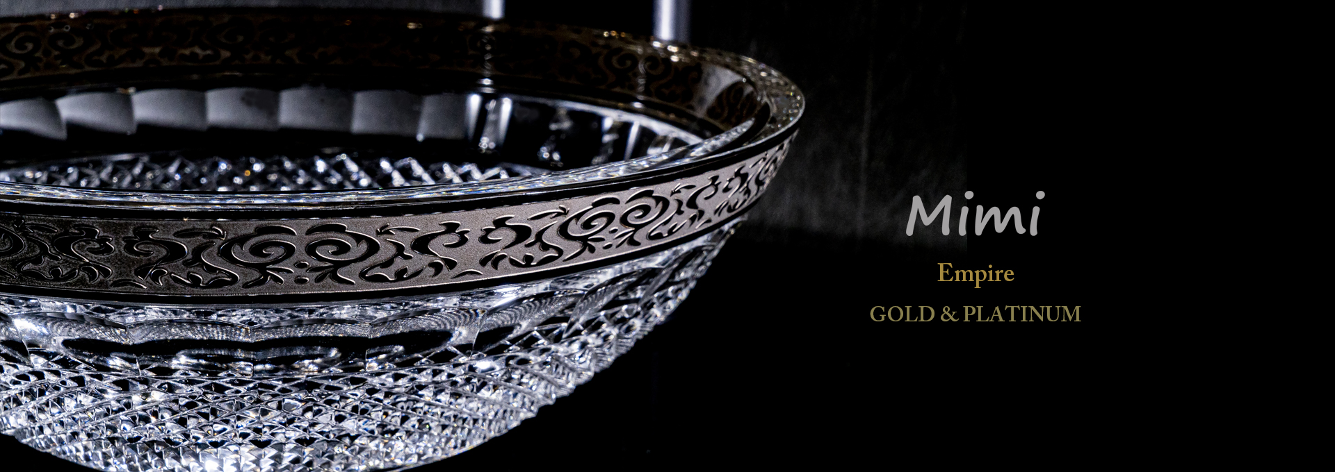 スラヴィアクリスタル　ミミ　エンパイアークリスタル洗面ボウル　｜クリスタル｜ガラス｜手洗器｜手洗いボウル｜洗面器｜小型｜コンパクト｜トイレ｜玄関｜スペース｜デザイン｜おしゃれ｜豪華｜美しい｜スラビアクリスタル｜小さめ｜