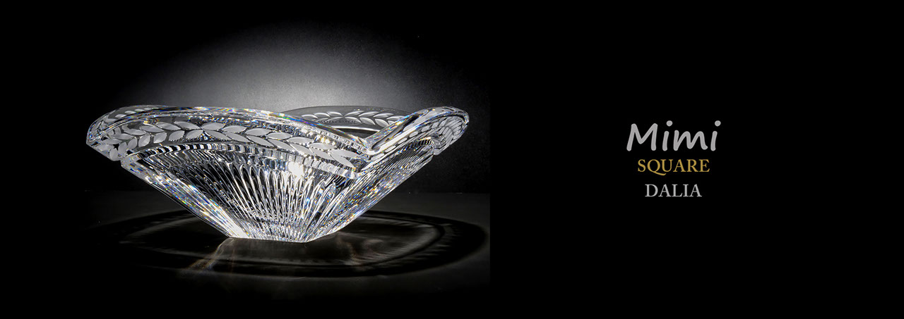 スラヴィアクリスタル　ミミ　スクエアーダリア洗面ボウル　｜クリスタル｜ガラス｜手洗器｜手洗いボウル｜洗面器｜小型｜コンパクト｜トイレ｜玄関｜スペース｜デザイン｜おしゃれ｜豪華｜美しい｜スラビアクリスタル｜小さめ：｜ 